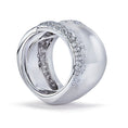 Bild in Galerie-Betrachter laden, The Stardust D Flawless Diamond Ring set in 18K White Gold