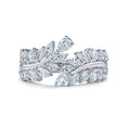Bild in Galerie-Betrachter laden, D Flawless Diamond Ring set in 18K White Gold