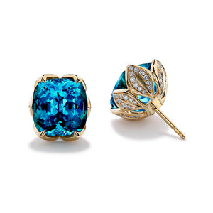 Santa Maria Aquamarine Earrings with D Flawless Diamonds set in 18K Yellow Gold