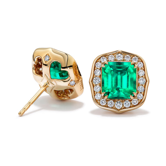 Panjshir Emerald Earrings with D Flawless Diamonds set in 18K Yellow Gold