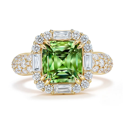 Vanadium Chrysoberyl Ring with D Flawless Diamonds set in 18K Yellow Gold