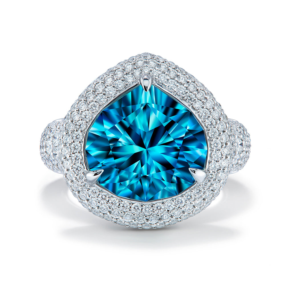 Unheated Baby Lumina Flawless Paraiba Tourmaline Ring with D Flawless Diamonds set in Platinum