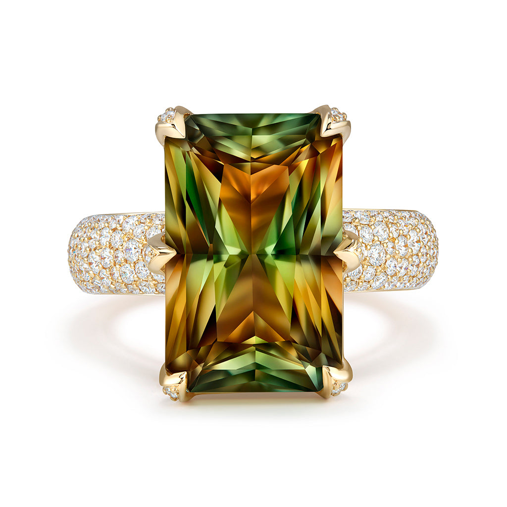 Zultanite Ring with D Flawless Diamonds set in 18K Yellow Gold