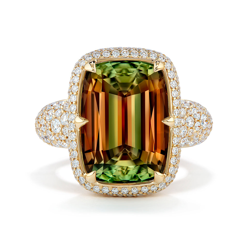 Zultanite Ring with D Flawless Diamonds set in 18K Yellow Gold