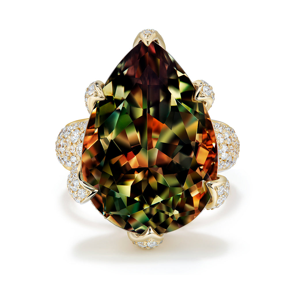 Zultanite Ring with D Flawless Diamonds set in 18K Yellow Gold