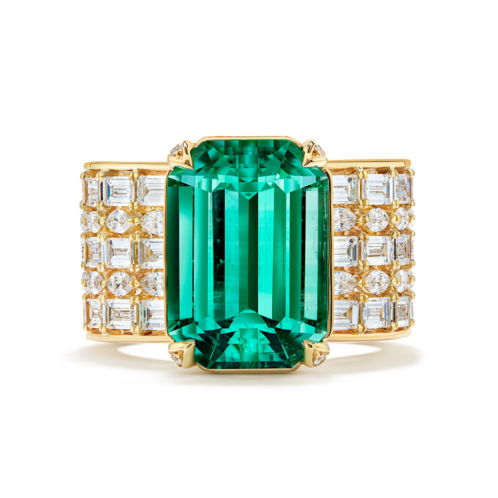 No Oil Intense Green Crystal Emerald Ring with D Flawless Diamonds set in 18K Yellow Gold
