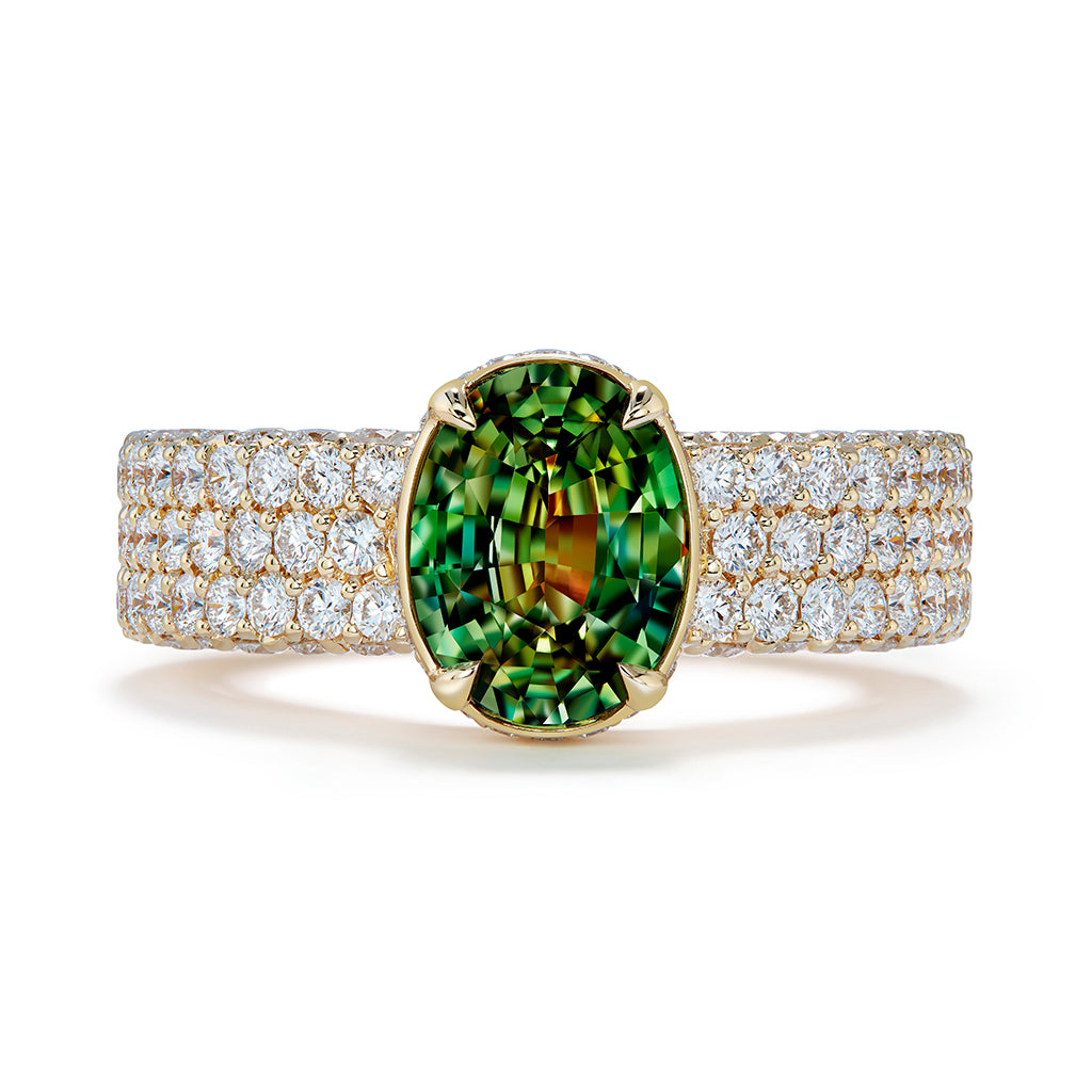 Ceylon Alexandrite Ring with D Flawless Diamonds set in 18K Yellow Gold