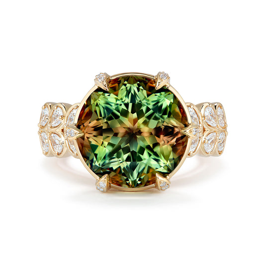 Zultanite Ring with D Flawless Diamonds set in 18K Yellow Gold