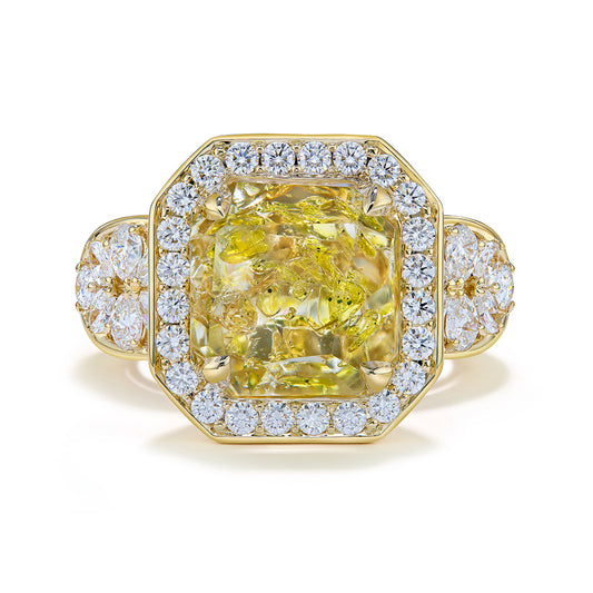 500 Million Year Himalayan Enhydro Petroleum Quartz Ring with D Flawless Diamonds set in 18K Yellow Gold