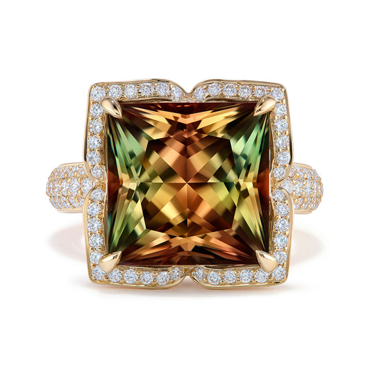 Zultanite Ring with D Flawless Diamonds set in 18K Yellow Gold