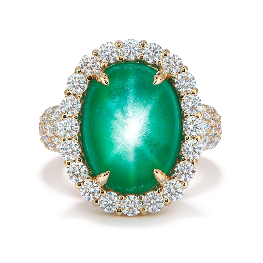 Record Star Emerald Ring with D Flawless Diamonds set in 18K Yellow Gold