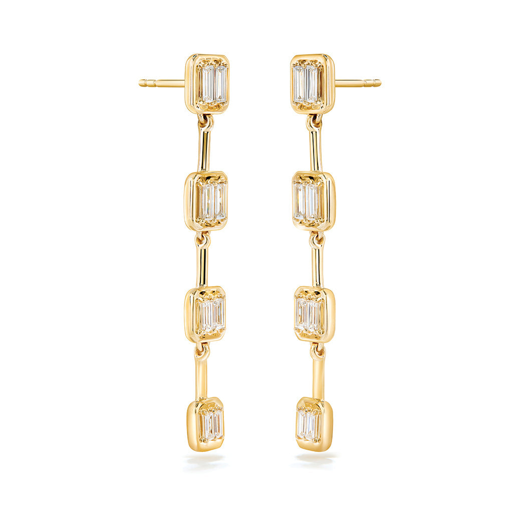 D Flawless Diamond Earrings set in 18K Yellow Gold