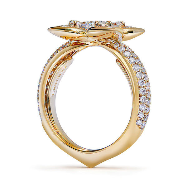 D-Flawless-Diamond-Ring-set-in-18K-White-Gold-KFD972WG