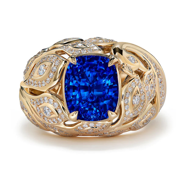 Unheated Kashmir Colour Blue Sapphire Ring with D Flawless Diamonds set in 18K Yellow Gold