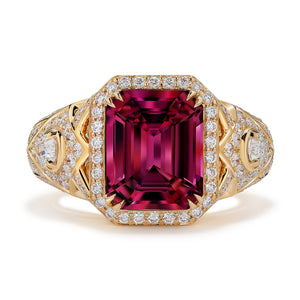 Burmese Spinel Ring with D Flawless Diamonds set in 18K Yellow Gold