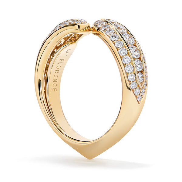 D Flawless Diamond Ring set in 18K Yellow Gold
